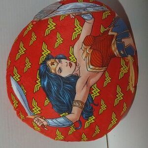 Wonder Woman Justice League Round Plush Throw Pillow Soft  Kids Room Decor‎ NWT